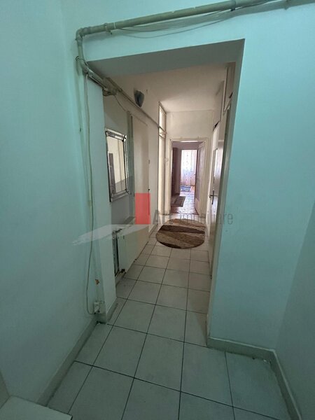 Sos. Giurgiului, vanzare apartament 3 camere.